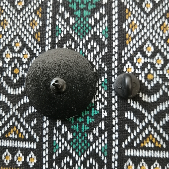 📍2/20$ Basic Witch Enamel Pin NWOT - Picture 5 of 6